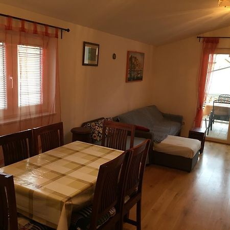 Apartment Jole ชิเบนิก ภายนอก รูปภาพ
