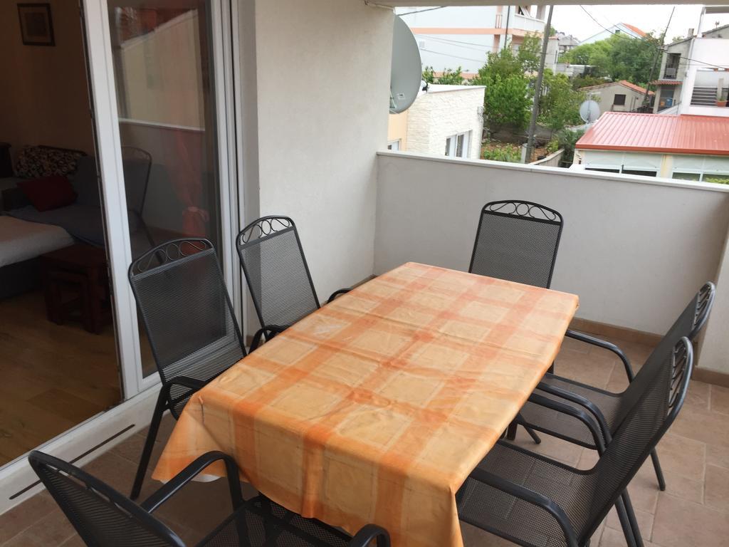 Apartment Jole ชิเบนิก ภายนอก รูปภาพ